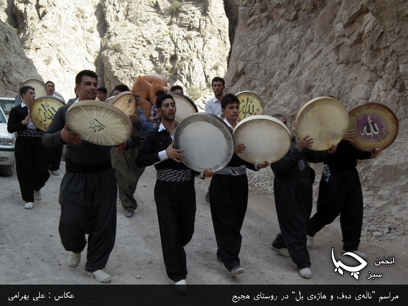 مراسم “ناڵەی دەف و هاژەی بڵ” در روستای هجیج