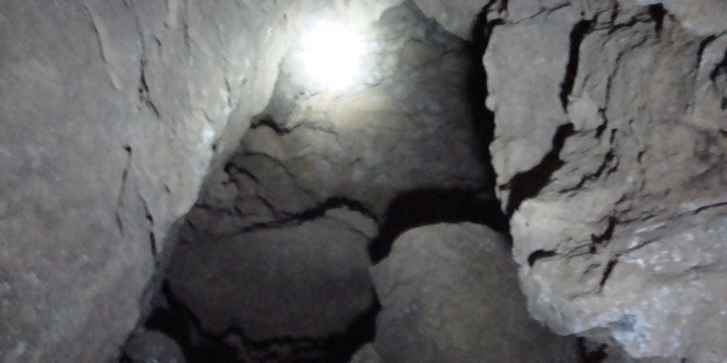 غار بزرگی در مسیر چشمه بل کشف شده است