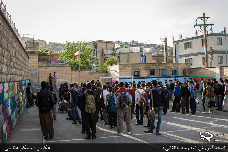 حضور چیا در مدرسه راهنمایی نمونه‌ دولتی پیشگامان