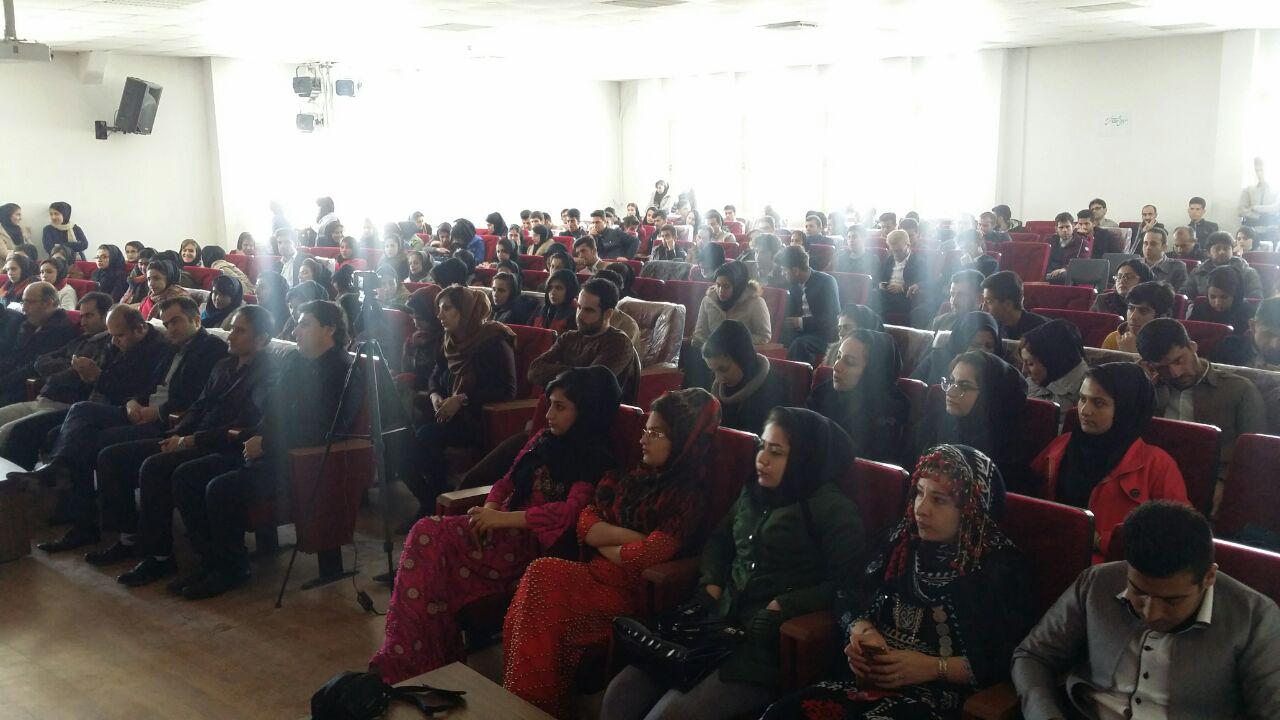 بەڕێوەچوونی ڕێوڕەسمی ڕۆژی جیهانیی زمانی دایکی، لە زانکۆی پەیام‌نووری مەریوان