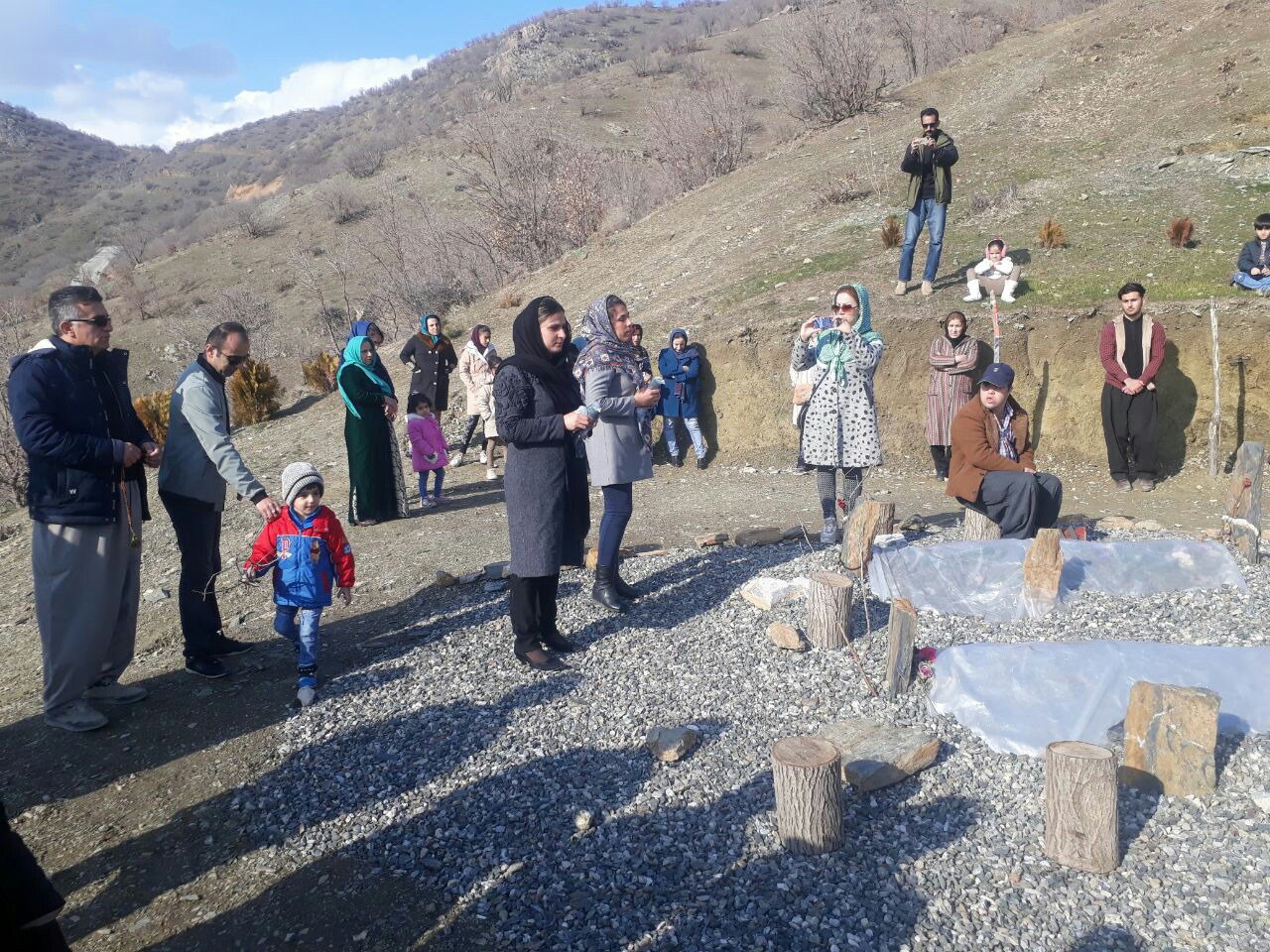 یاد شهیدان سبز بر سر مزارشان گرامی داشته شد