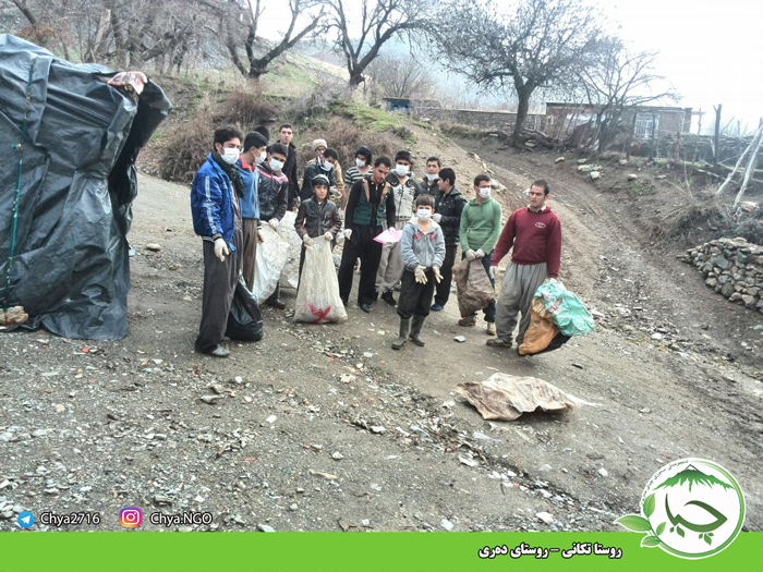 روستا تکانی – روستای دەری